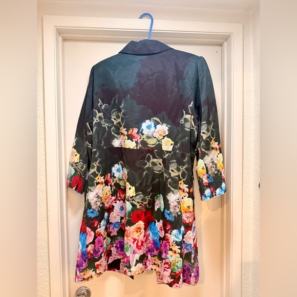 SOLD - Picture 4 of 12